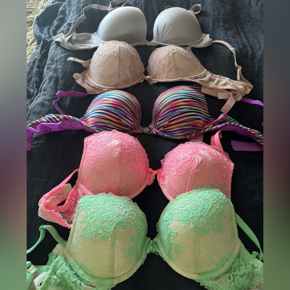 Victoria Secrets underwire push-up bra bundle. 34C and 34D